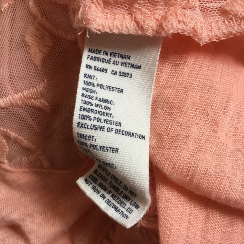 SOLD **Peach embroidered peasant blouse tie up front raw edge feminine floaty - Picture 6 of 6